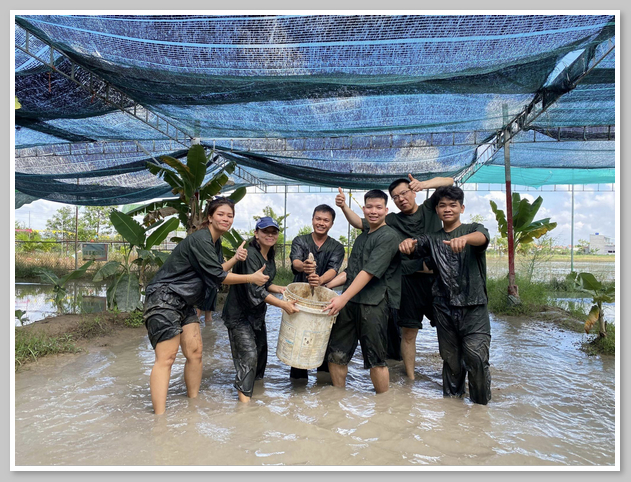 Hoạt động như be mương, tát cá cực thú vị tại công viên nước Rio